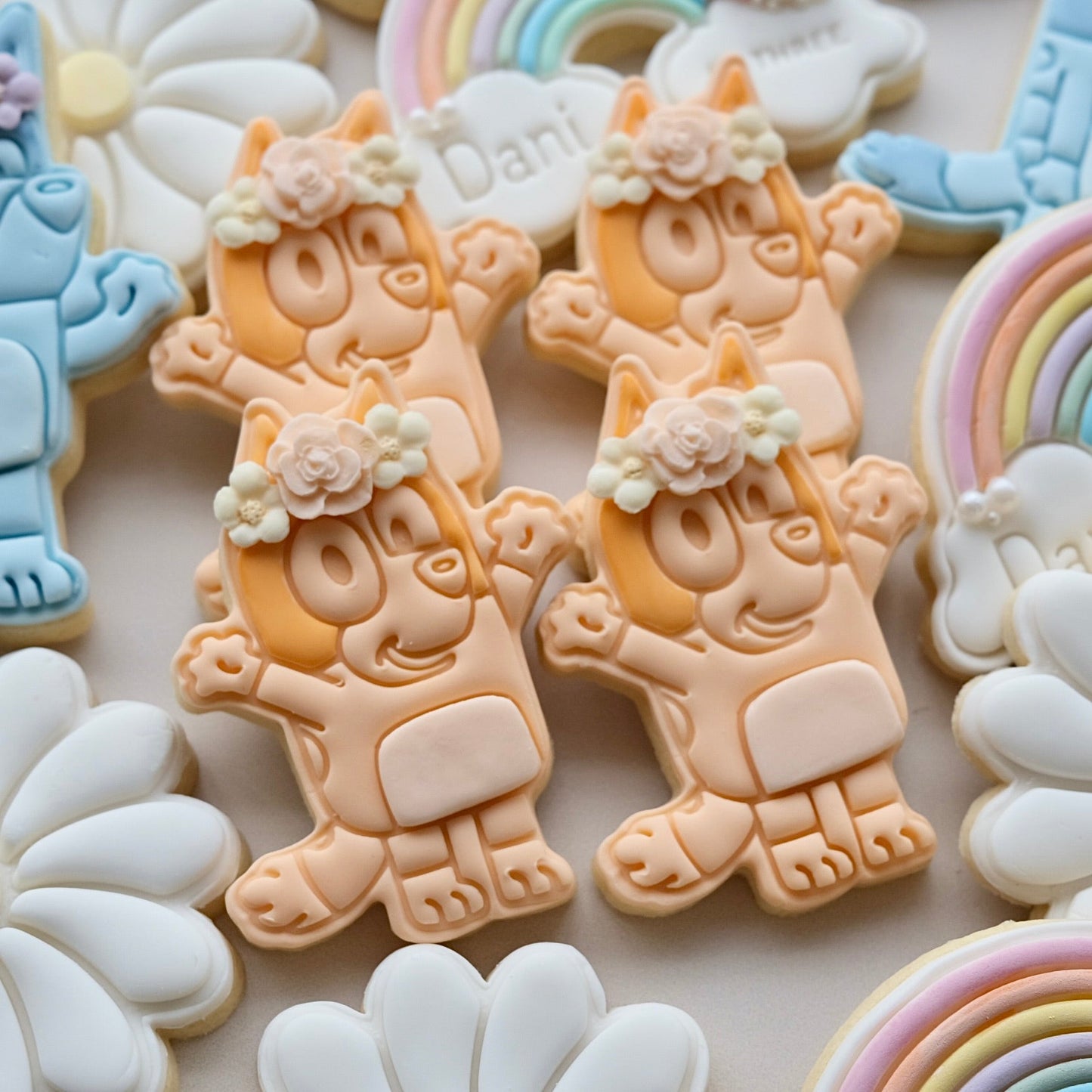 Bluey 10 pack - Whimsy Cookie CartInclude flower crownWhimsy Cookie CartBluey 10 pack